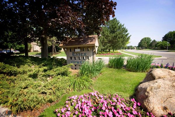 Featured image for “52 N. PLAZA BLVD, #433”