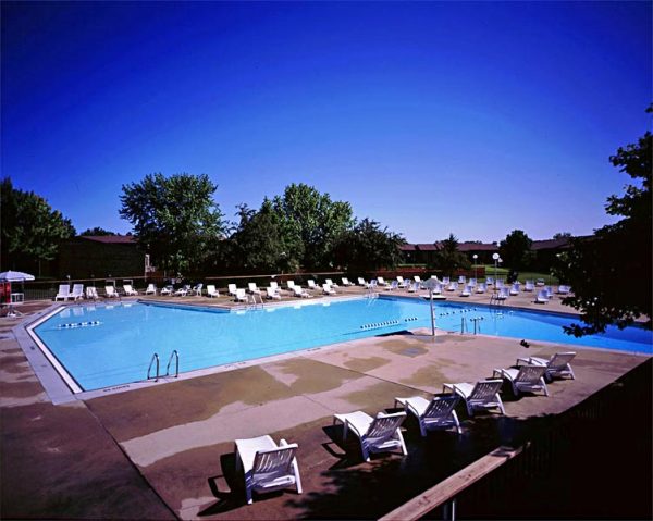 Featured image for “52 N. PLAZA BLVD, #433”