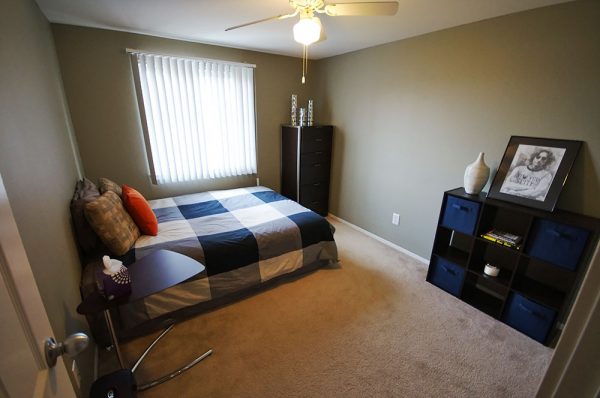 Featured image for “52 N. PLAZA BLVD, #433”