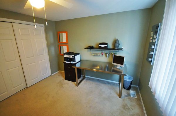 Featured image for “52 N. PLAZA BLVD, #433”