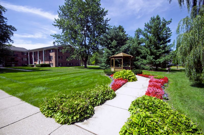 Featured image for “3715 Green Brier Blvd., #200C”