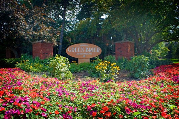 Featured image for “3715 Green Brier Blvd., #200C”