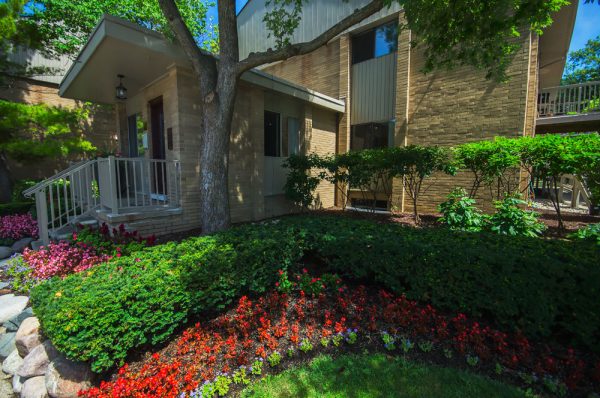 Featured image for “1532 Pine Valley Blvd., #12”