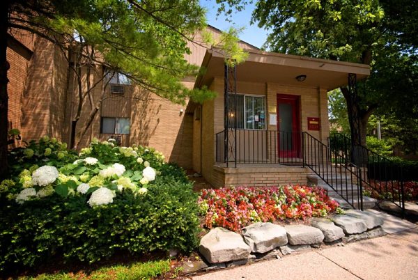 Featured image for “1532 Pine Valley Blvd., #12”