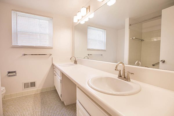 Featured image for “3134 Glouchester, #117”