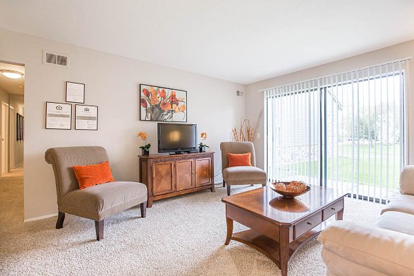 Featured image for “52 N. PLAZA BLVD, #433”