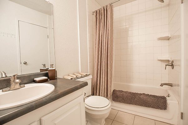 Featured image for “52 N. PLAZA BLVD, #433”