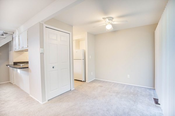 Featured image for “1532 Pine Valley Blvd., #12”