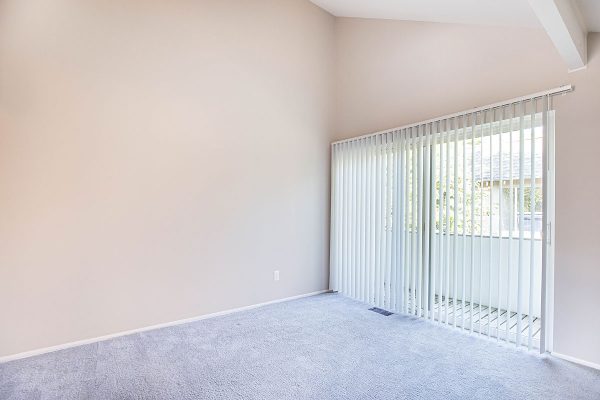 Featured image for “1532 Pine Valley Blvd., #12”