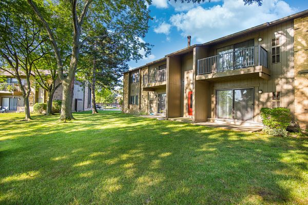 Featured image for “52 N. PLAZA BLVD, #433”