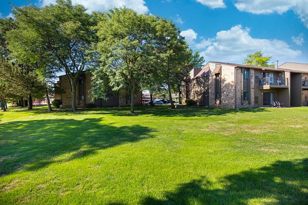 Featured image for “52 N. PLAZA BLVD, #433”