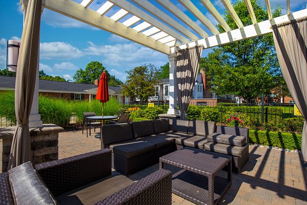 Featured image for “3715 Green Brier Blvd., #200C”