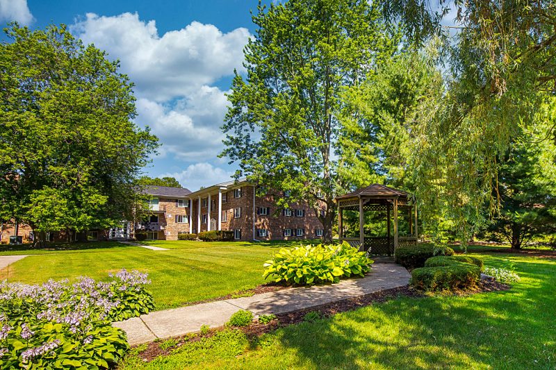 Featured image for “3715 Green Brier Blvd., #200C”