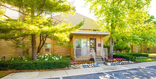 Featured image for “1532 Pine Valley Blvd., #12”