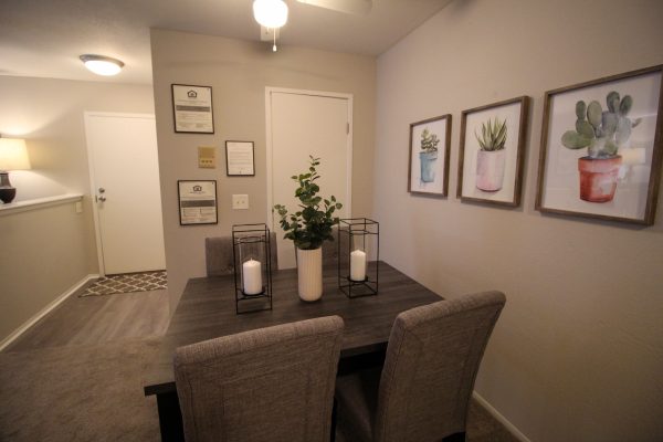 Featured image for “52 N. PLAZA BLVD, #433”